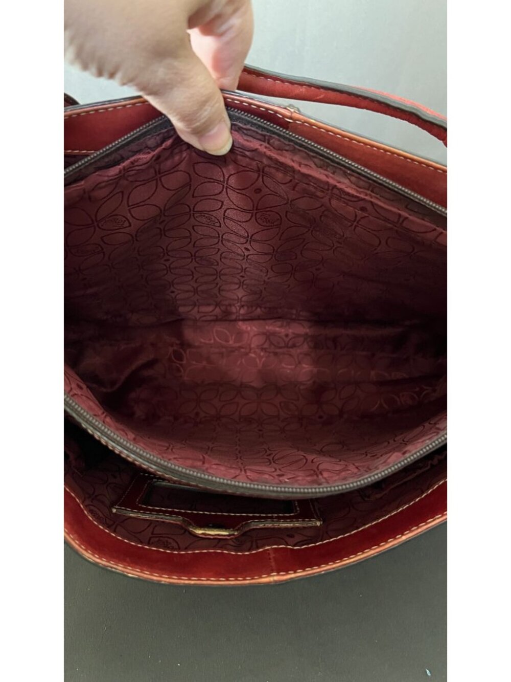 Fossil Red Leather Tote Bag W/ Key Charm & Dual Straps - Picture 15 of 16